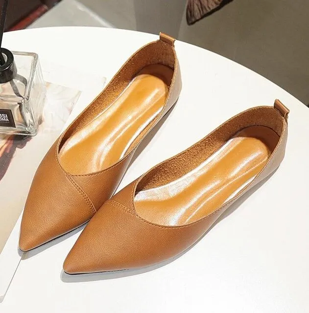 2020 Spring black soft PU leather shoes women larger sizes 40 ballet flats pointed toe shallow mouth slip-on ladies loafer n600
