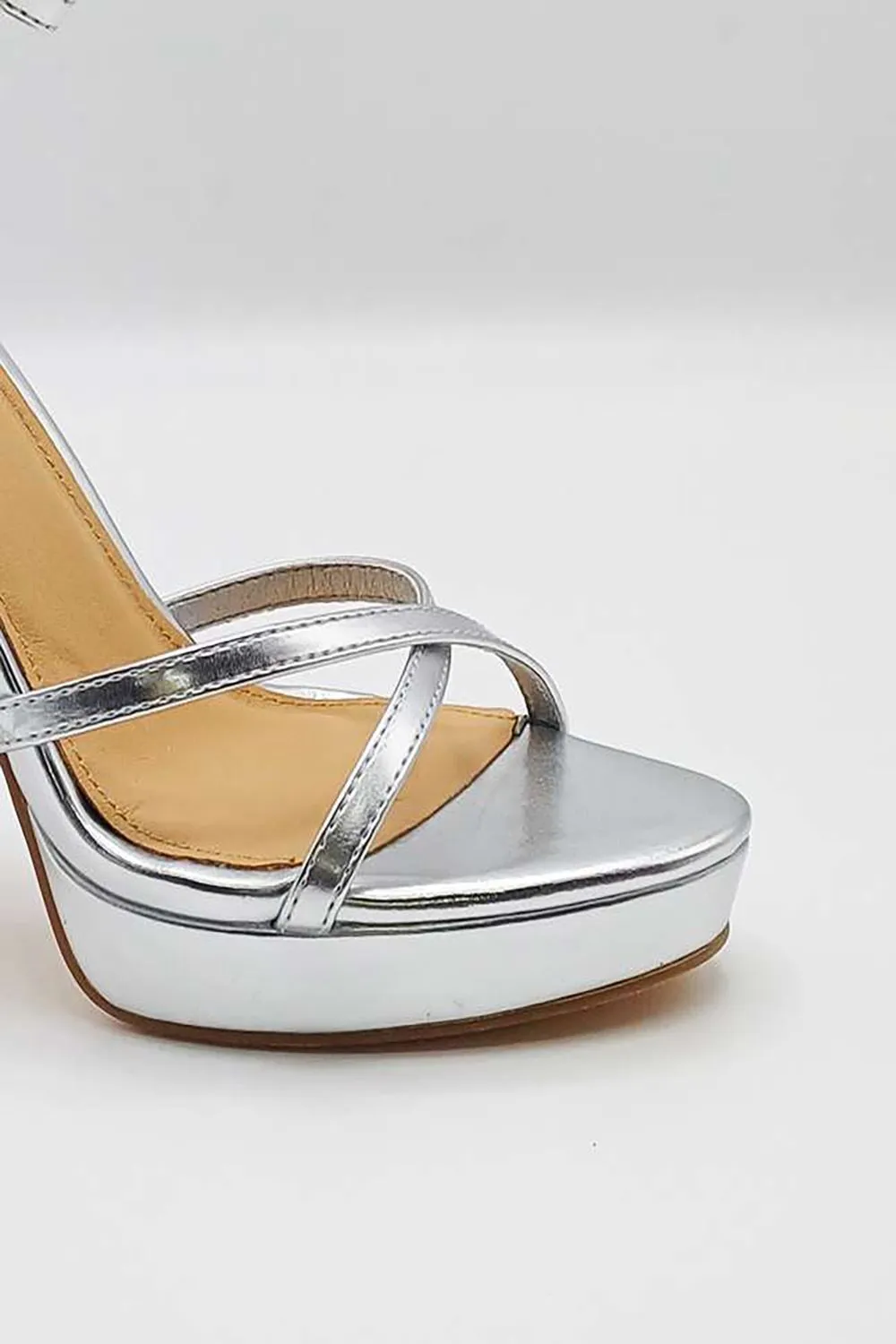 Kalilah Crossover Strap Platform Heeled Sandals in Silver