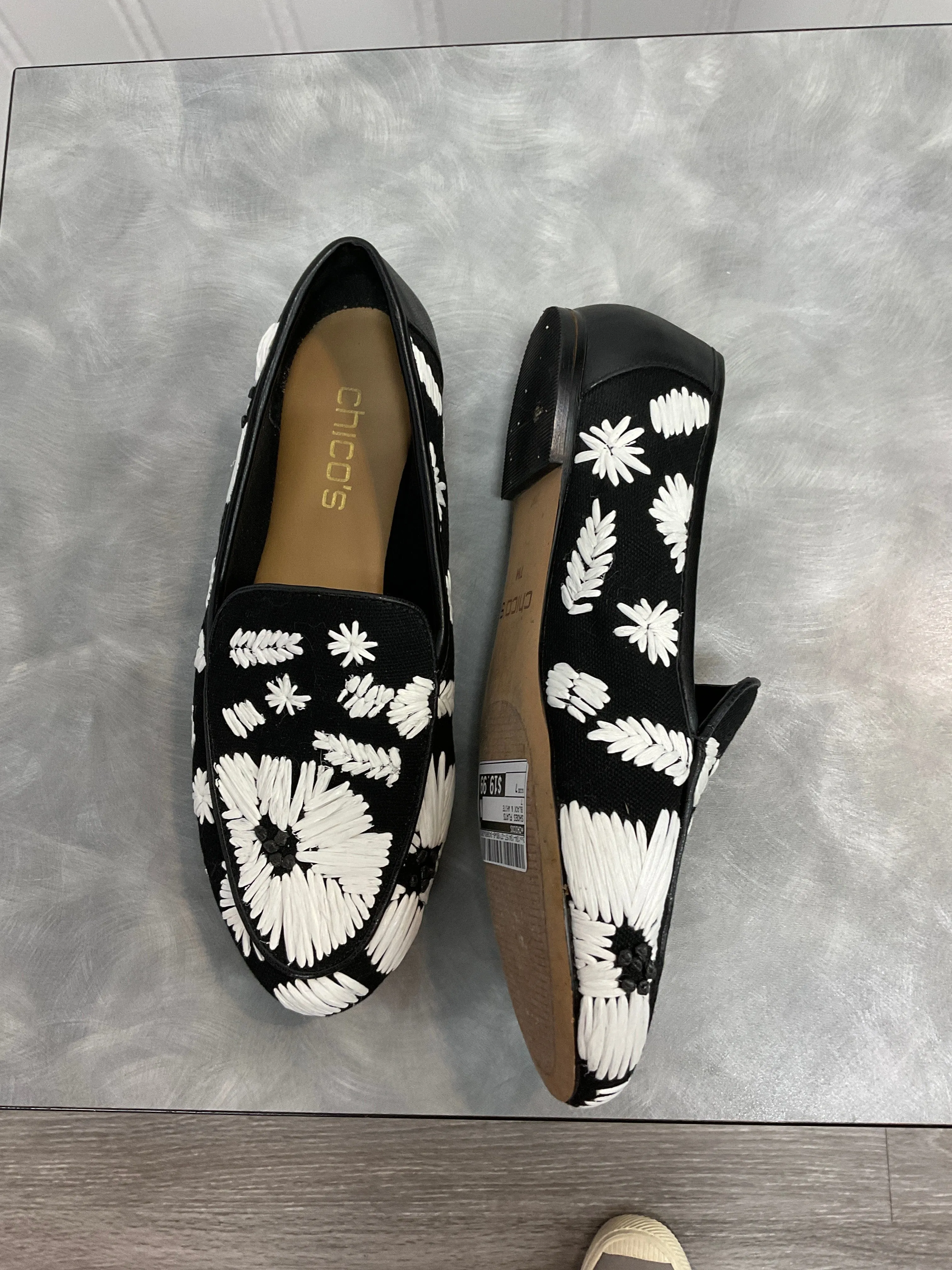 Shoes Flats By Chicos In Black & White, Size:7