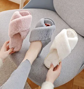 Warm and Stylish Ladies' Winter Slippers