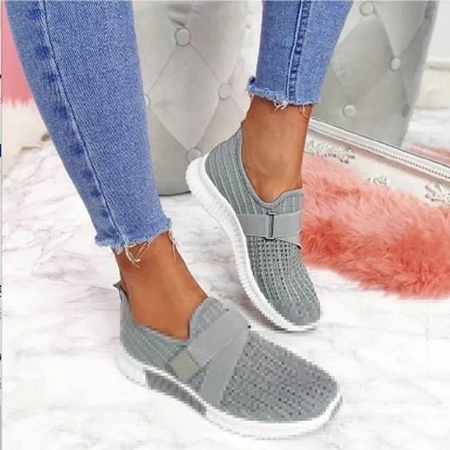 Women's Flats Mesh Vulcanized Shoes Woman Outdoor Women Casual Shoes Breathable Sneakers Ladies Slip On Female Plus Size 43