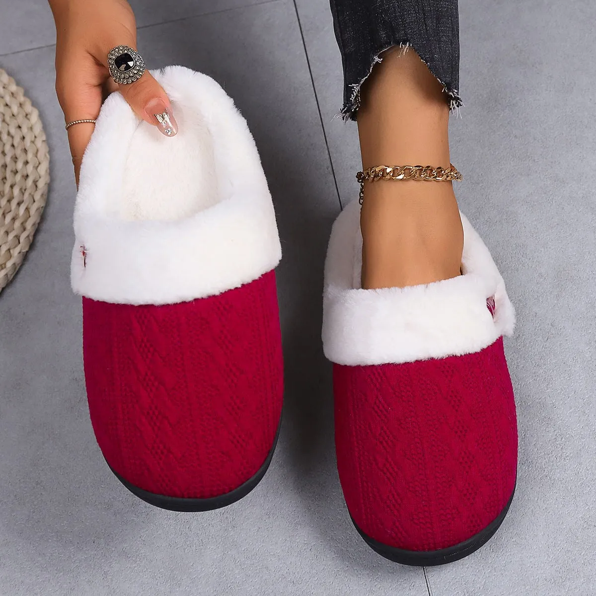 Women’s Warm Non-Slip Slippers in 5 Colors